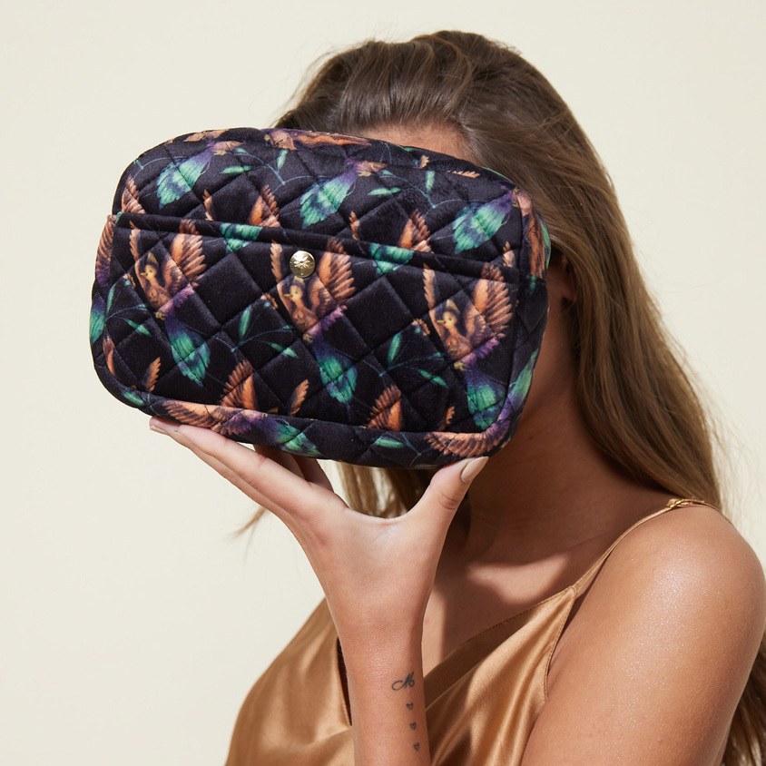 Fan Palm Beauty Bag Black Hummingbird Medium