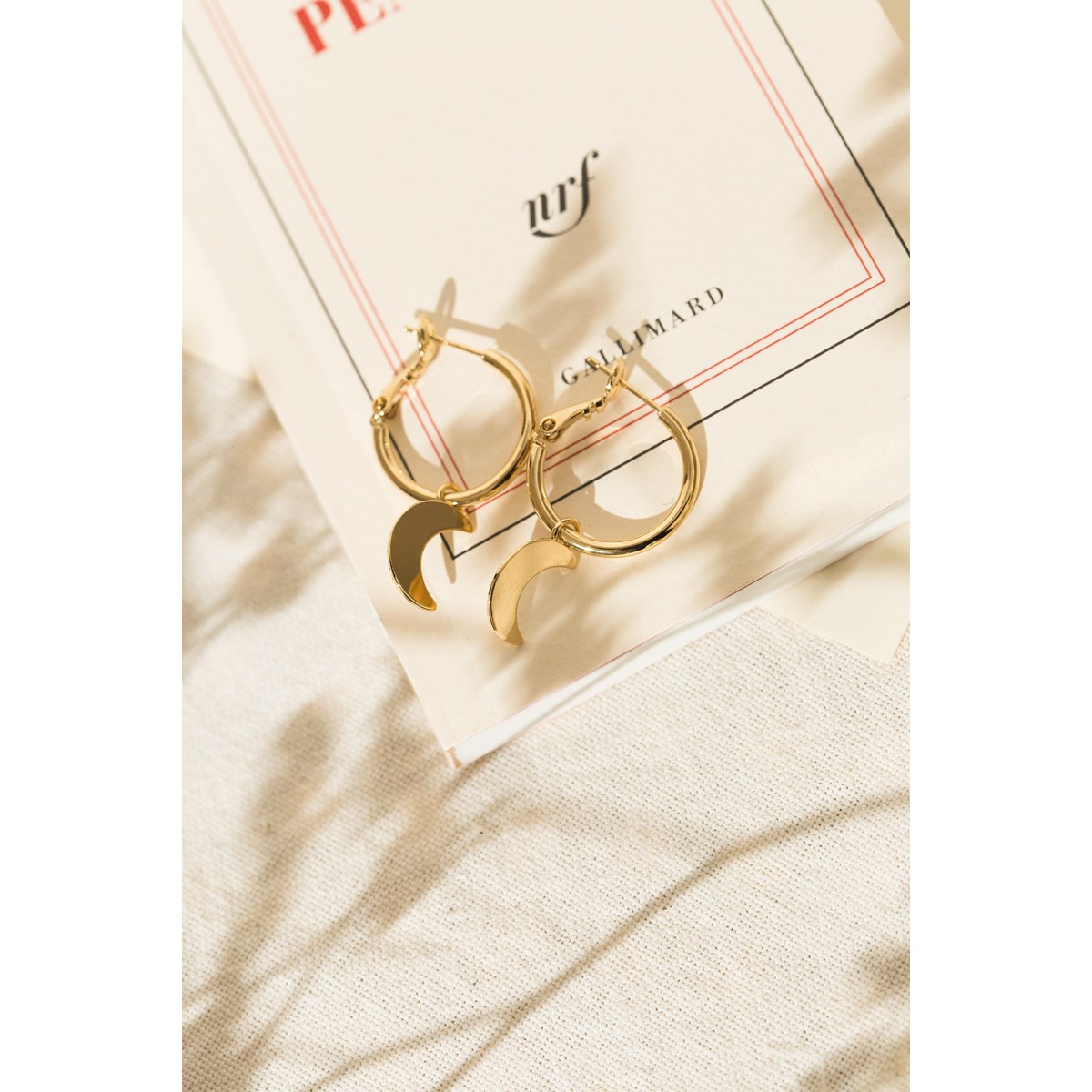 mini boucles d'oreilles créoles lunes doré à l'or fin - SÉLÉNÉ