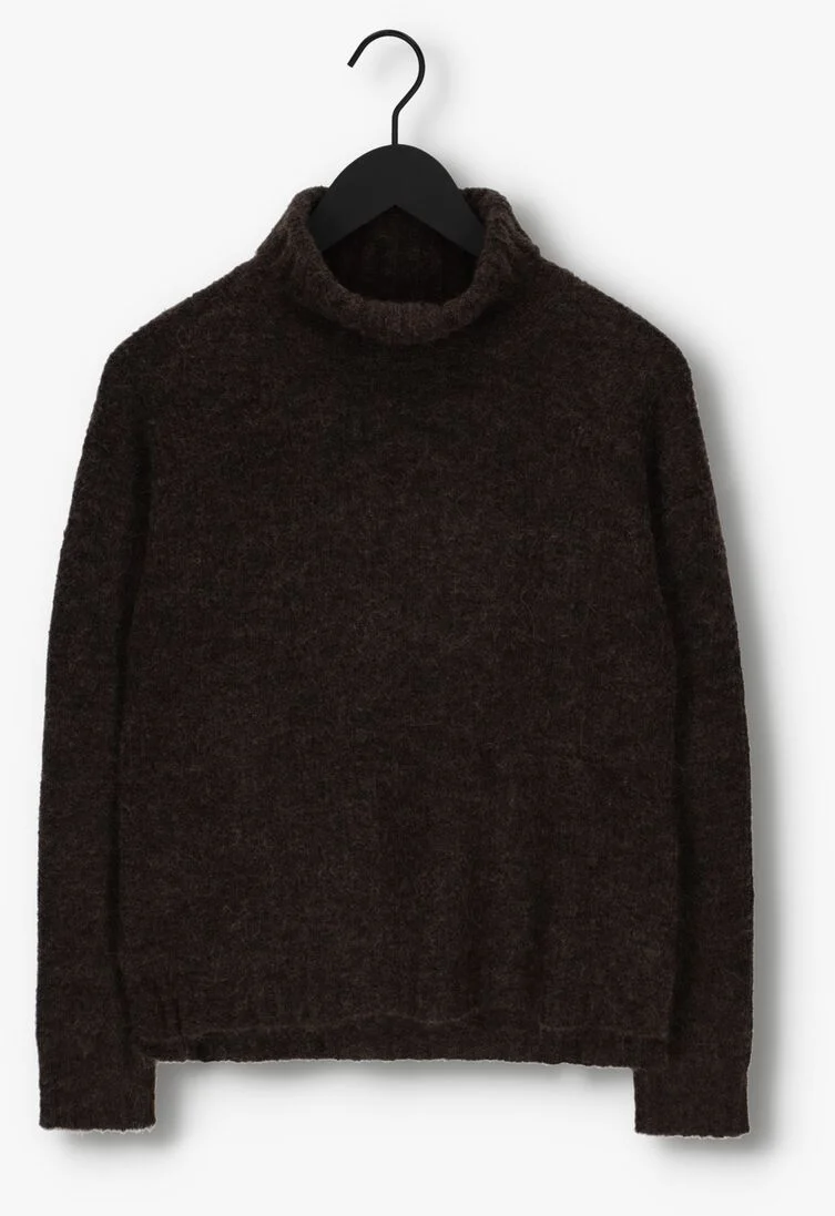 MY ESSENTIAL WARDROBE bruine my essential wardrobe coltrui 11 the knit rollneck