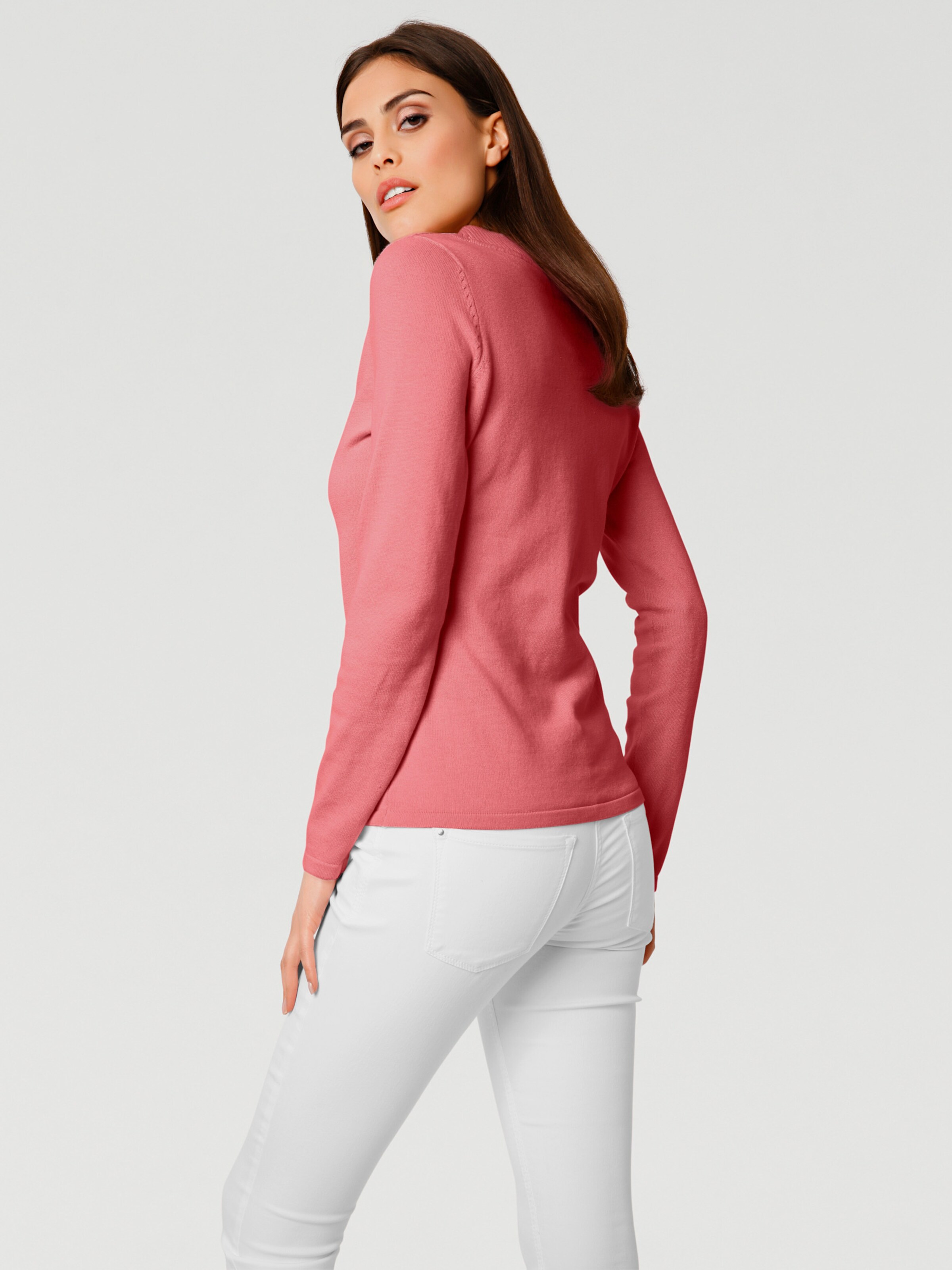 V-Pullover