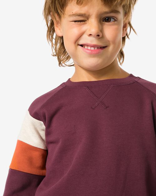 pull enfant rouge