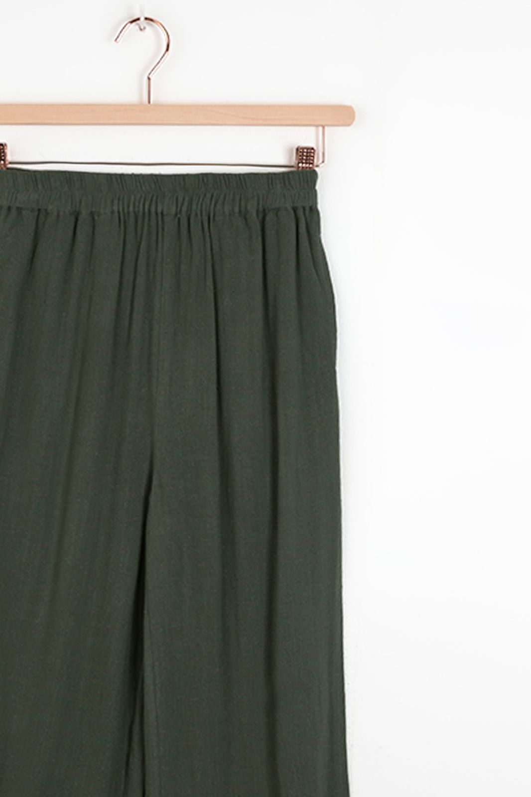 Donkergroene linnen wide leg broek