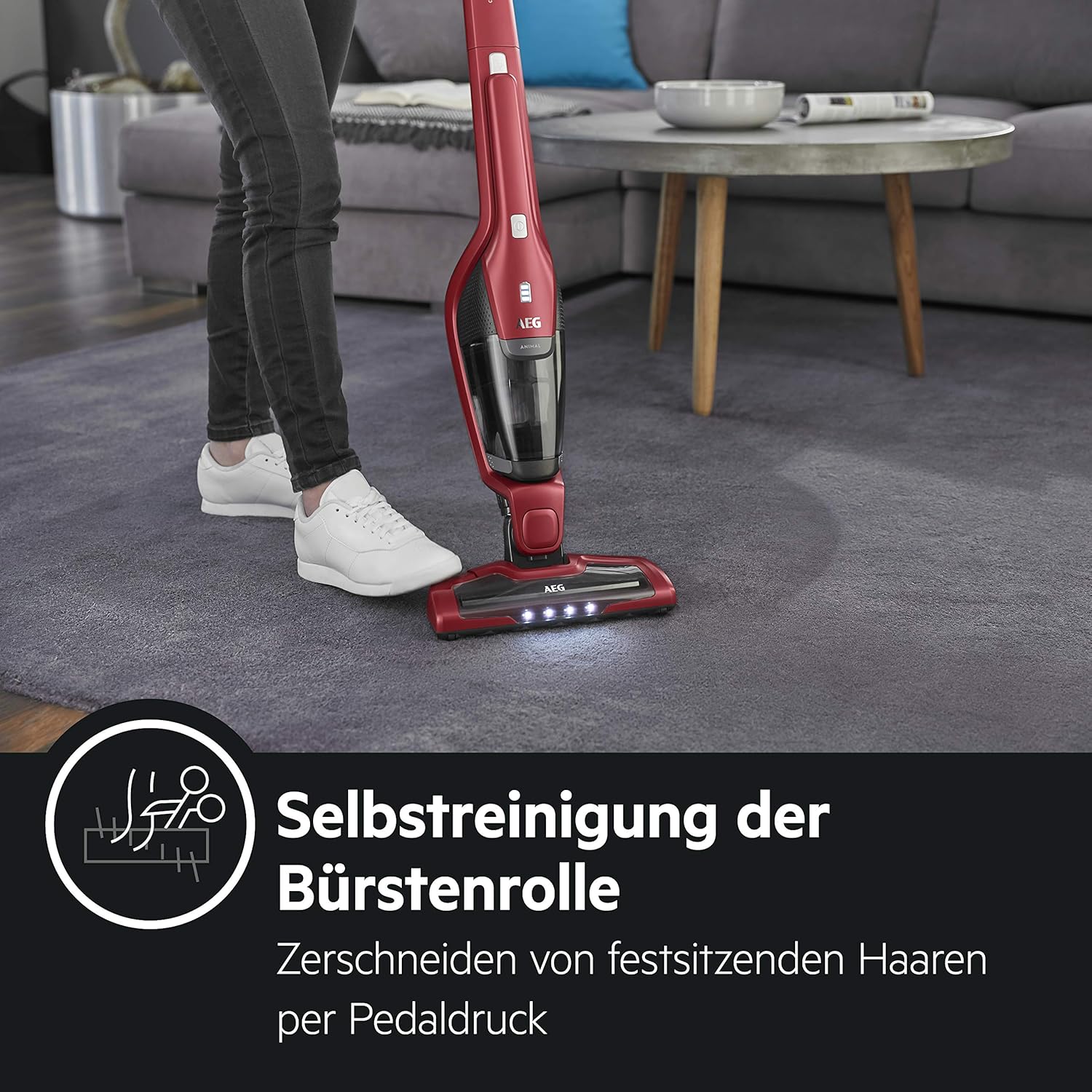 AEG Ergorapido 2in1 Akku Staubsauger, Beutellos, inkl. Tierhaardüse, ETM Testsieger, bis zu 45Min Laufzeit, Freistehend, 180° Drehgelenk, Bürstenreinigungsfunktion, LED-Frontlichter, Rot, CX7-2-45AN
