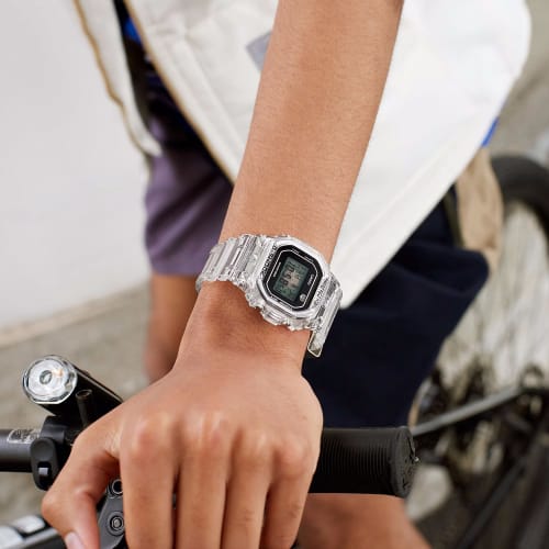 Montre G-Shock DW-5040RX-7ER Transparent