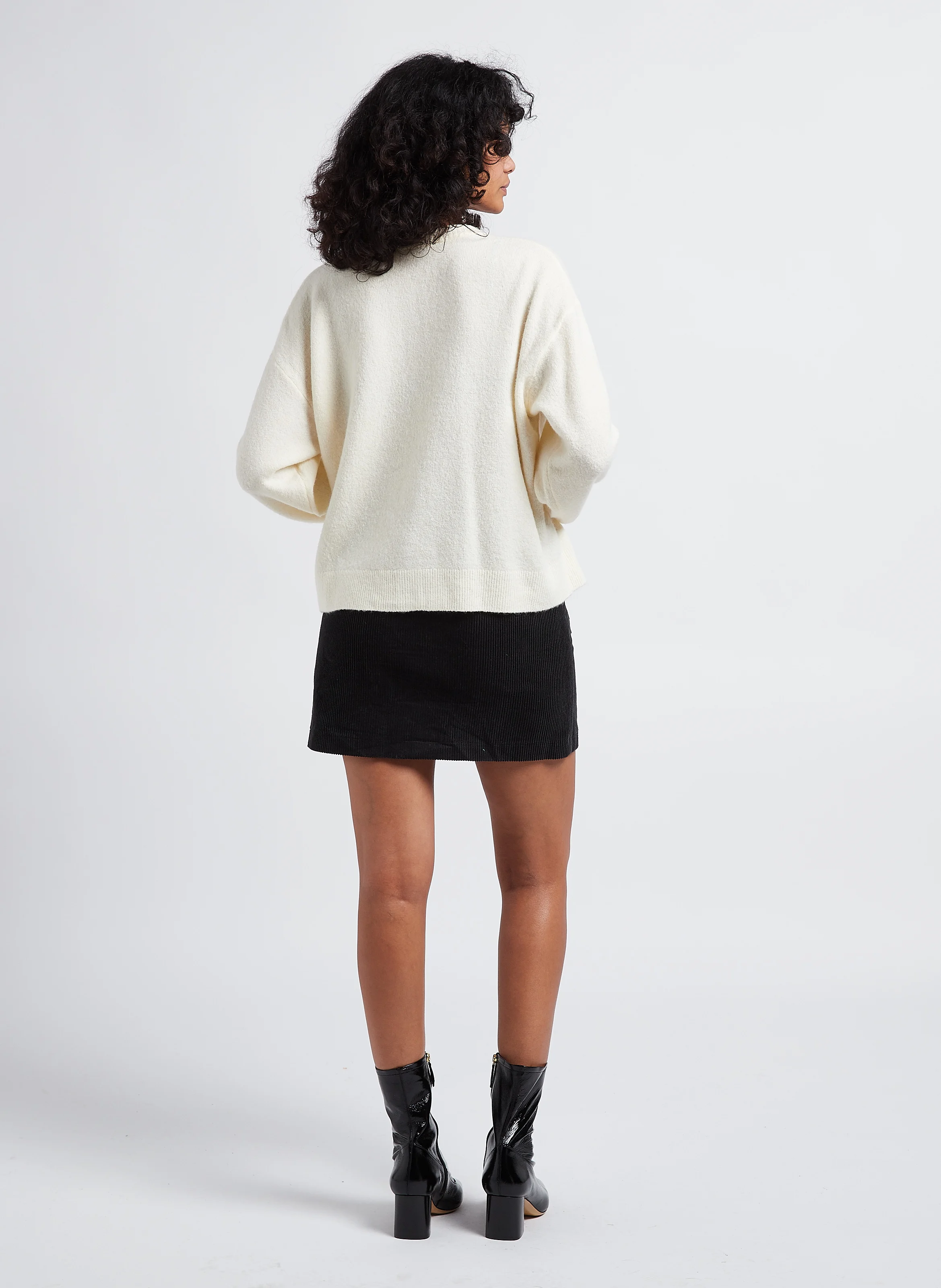 DAMSVILLE - Gilet col rond boutonné | Beige
