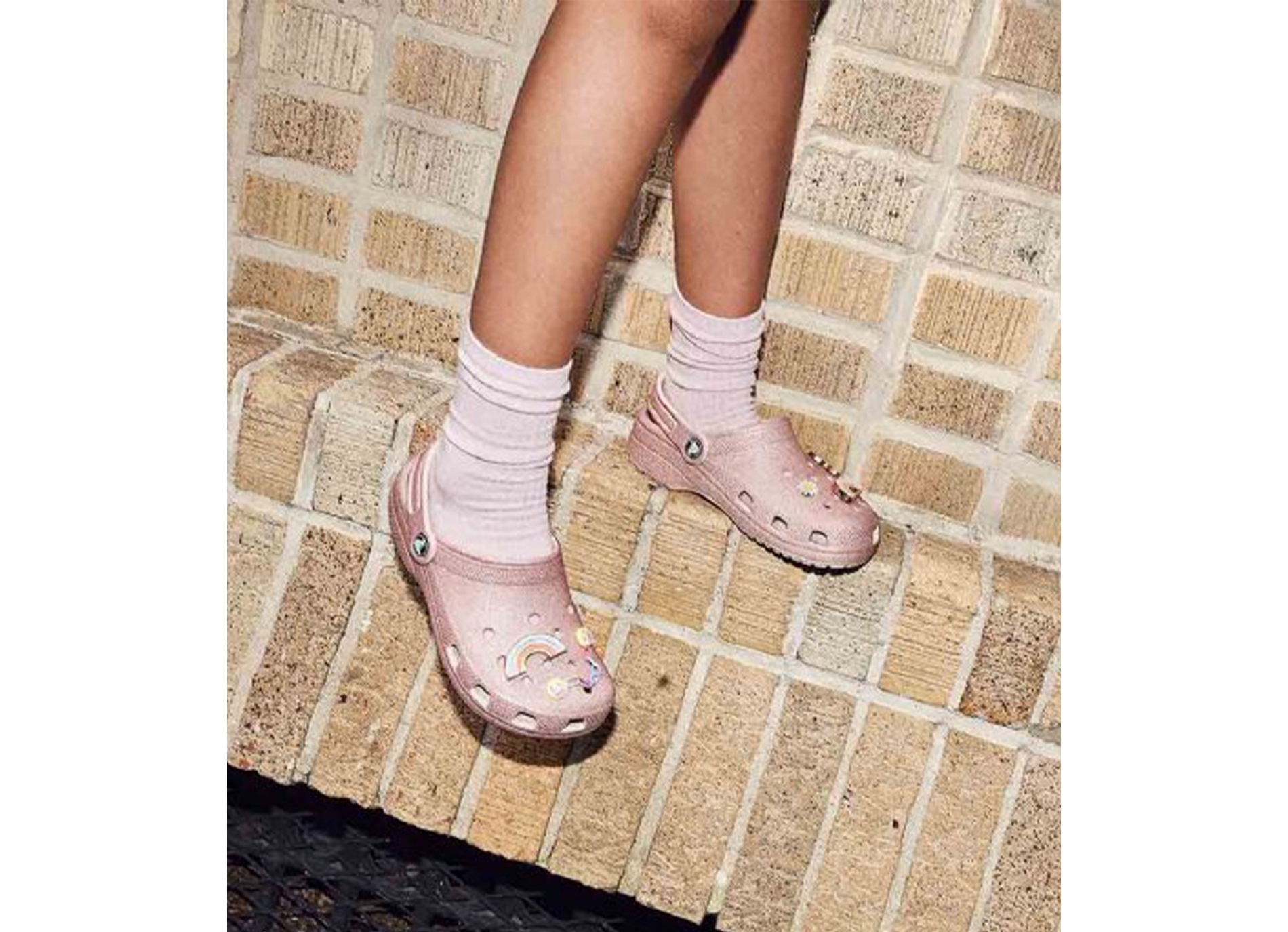 Classic glitter clog nude
