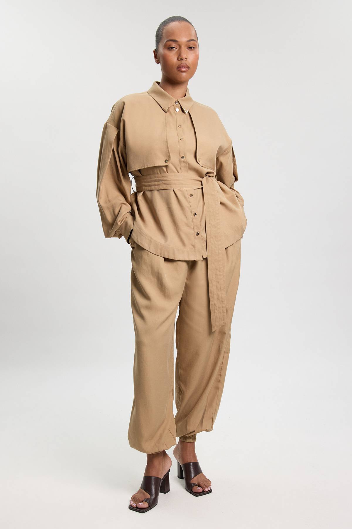 KarenMillen Chemise Grande Taille En Sergé De Cupro Style Utilitaire