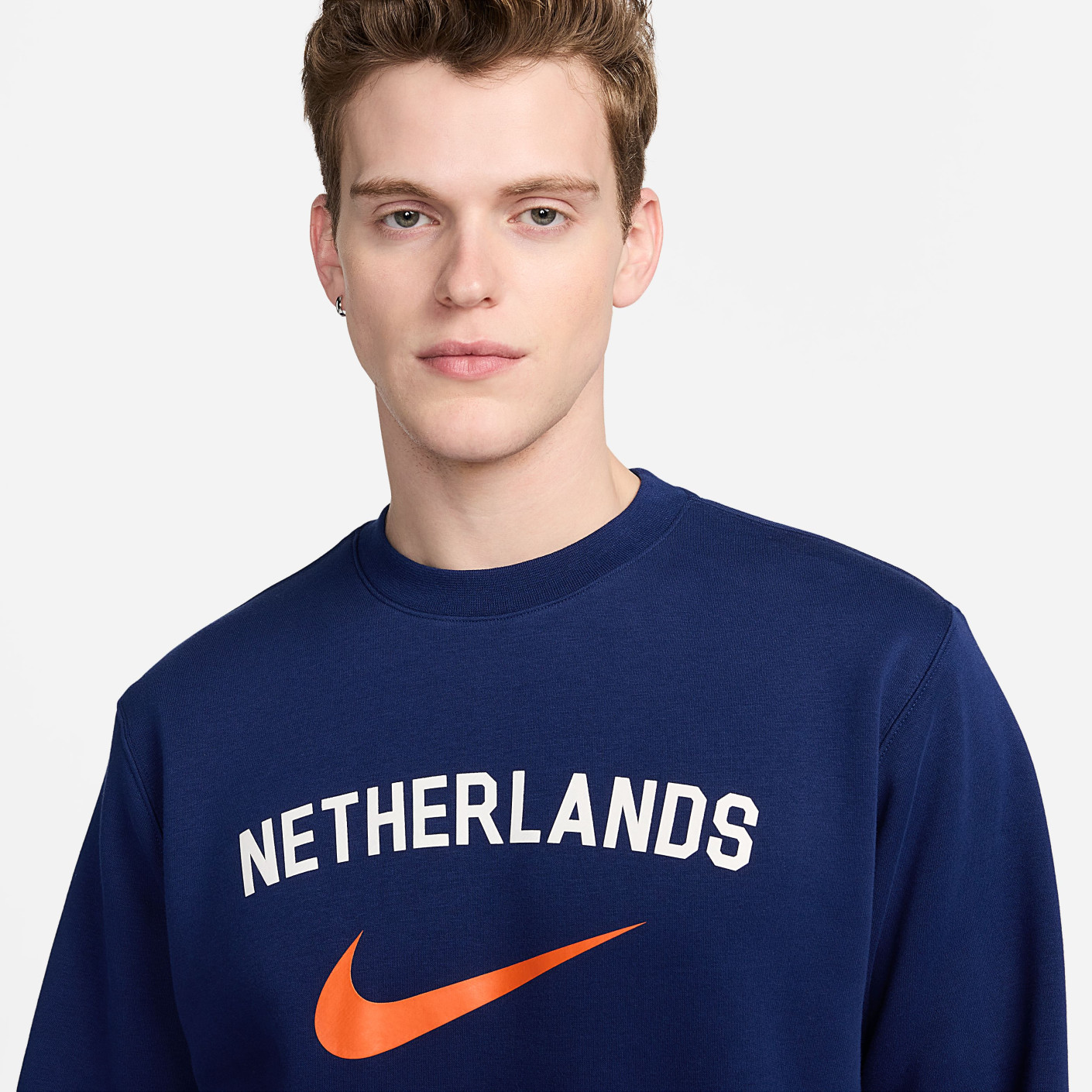 Nike Nederland Sportswear Club Crew Trainingspak 2024-2026 Blauw Oranje