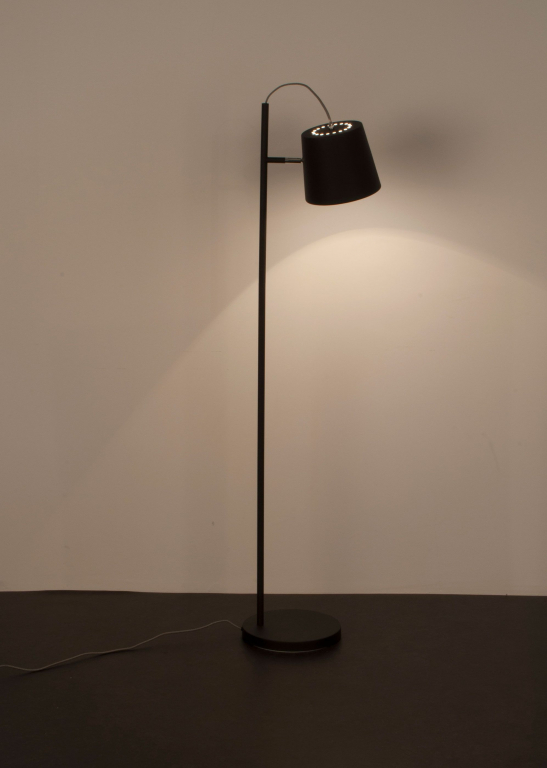 Zuiver Buckle Head vloerlamp zwart