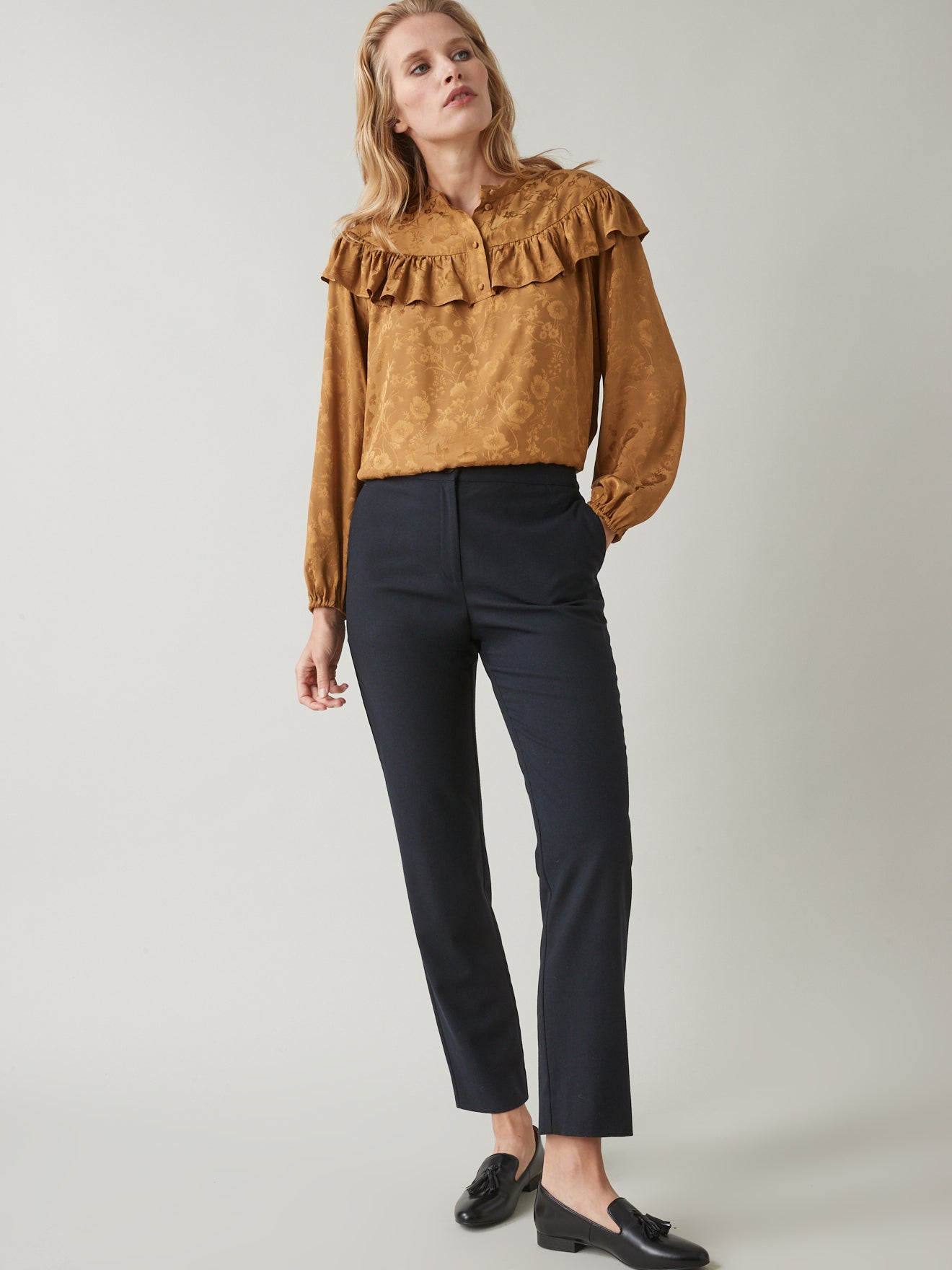 Pantalon cigarette élastiqué dos lainage femme Léa