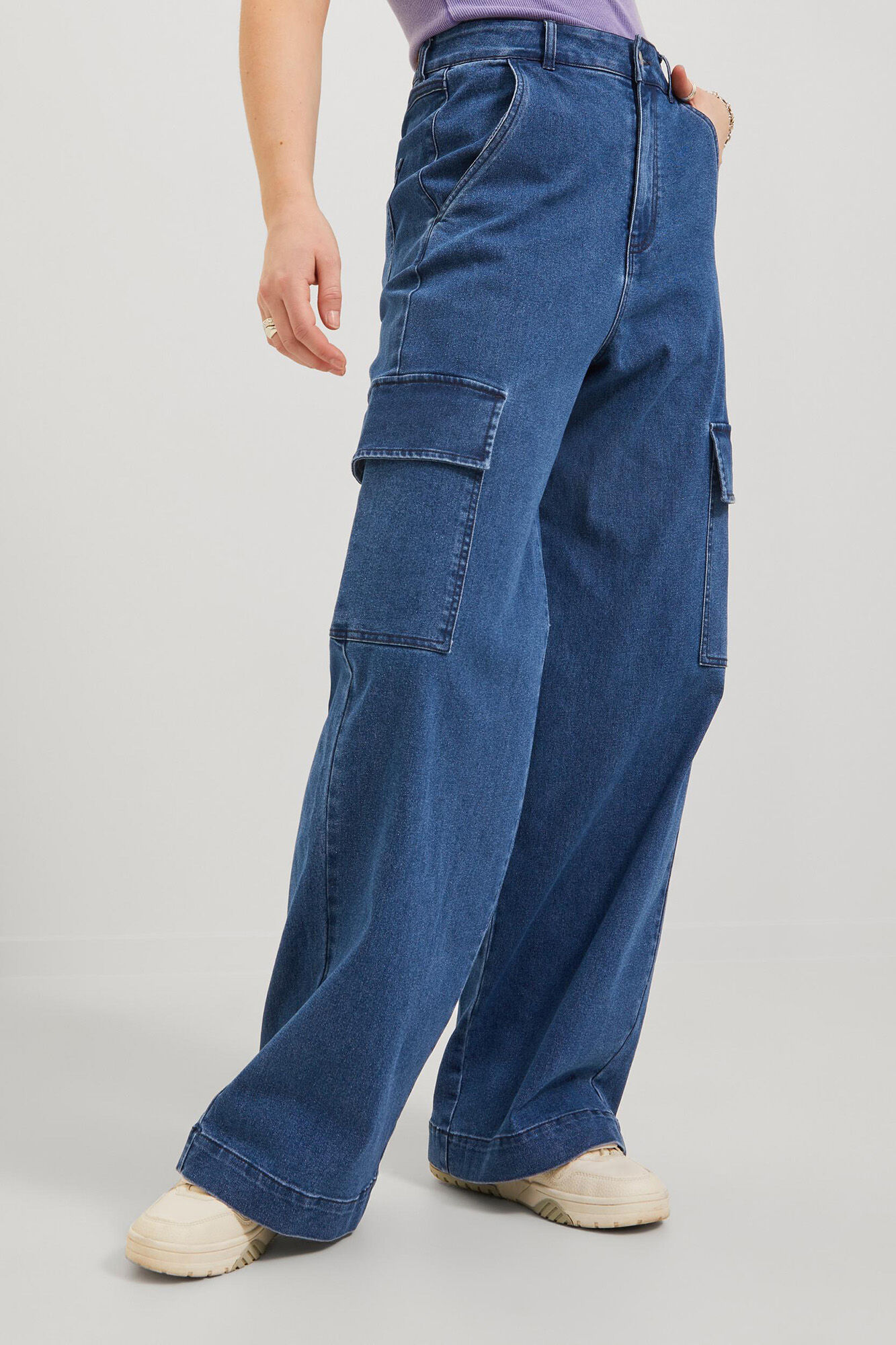 calça cargo de perna larga