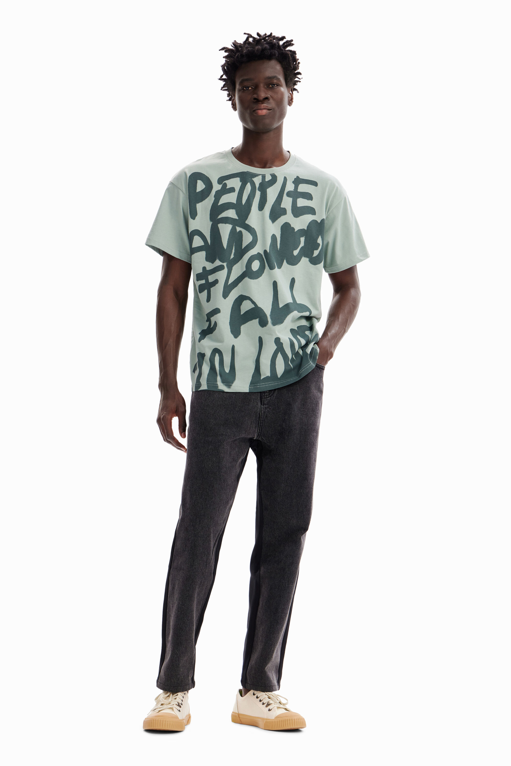 T-shirt oversize message