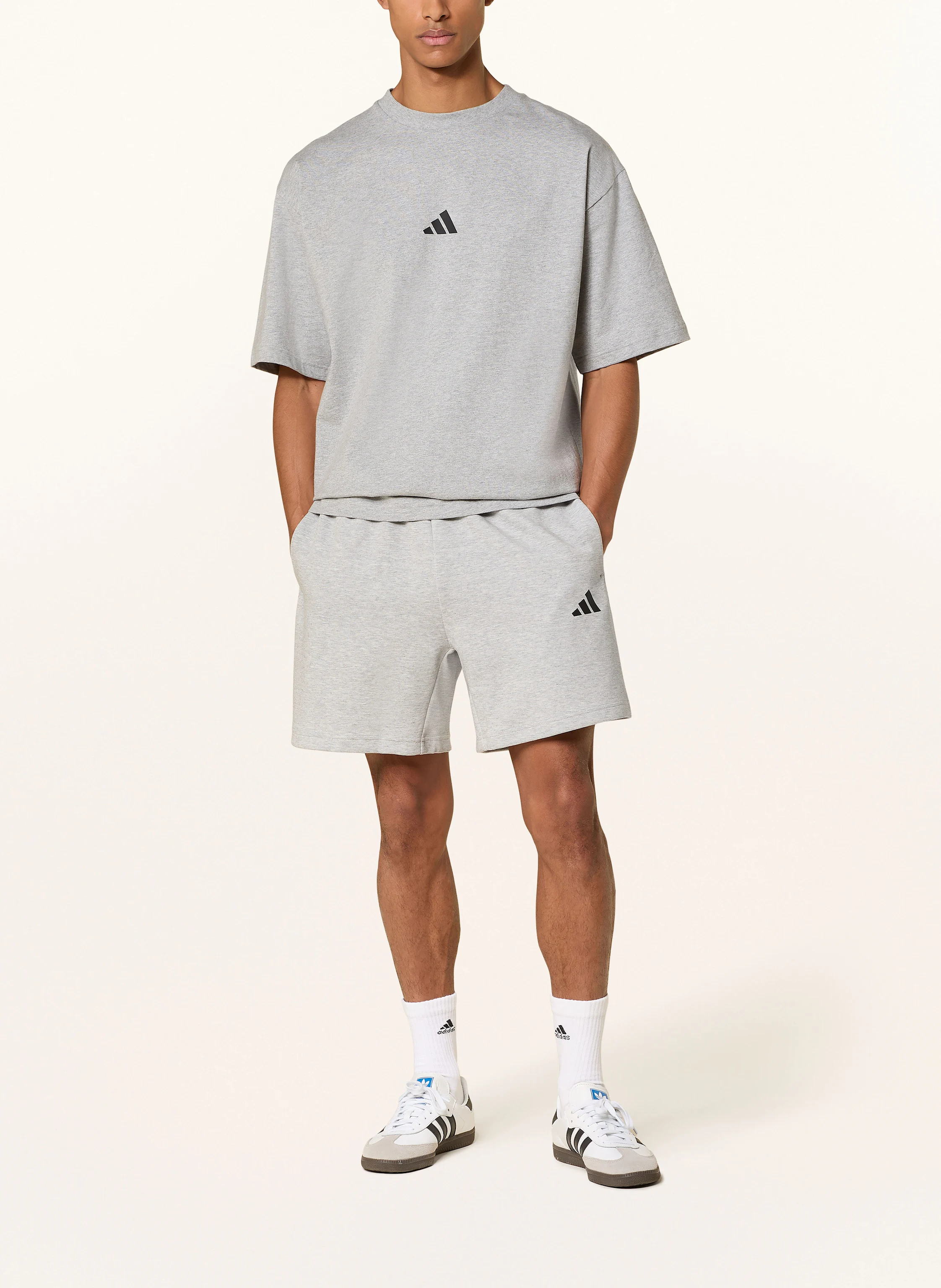 adidas Sweatshorts FUTURE ICONS SMALL LOGO