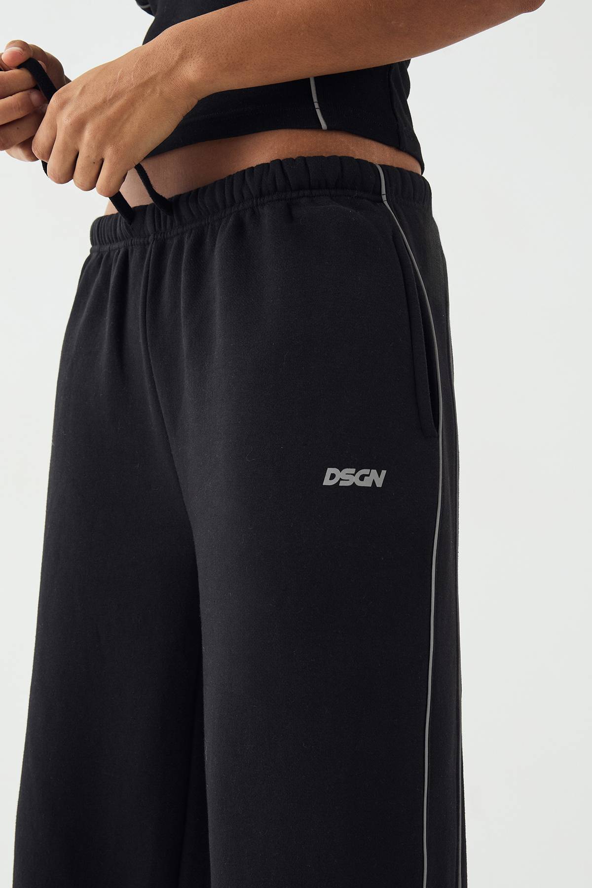 Jogging Droit Réfléchissant DSGN Studio