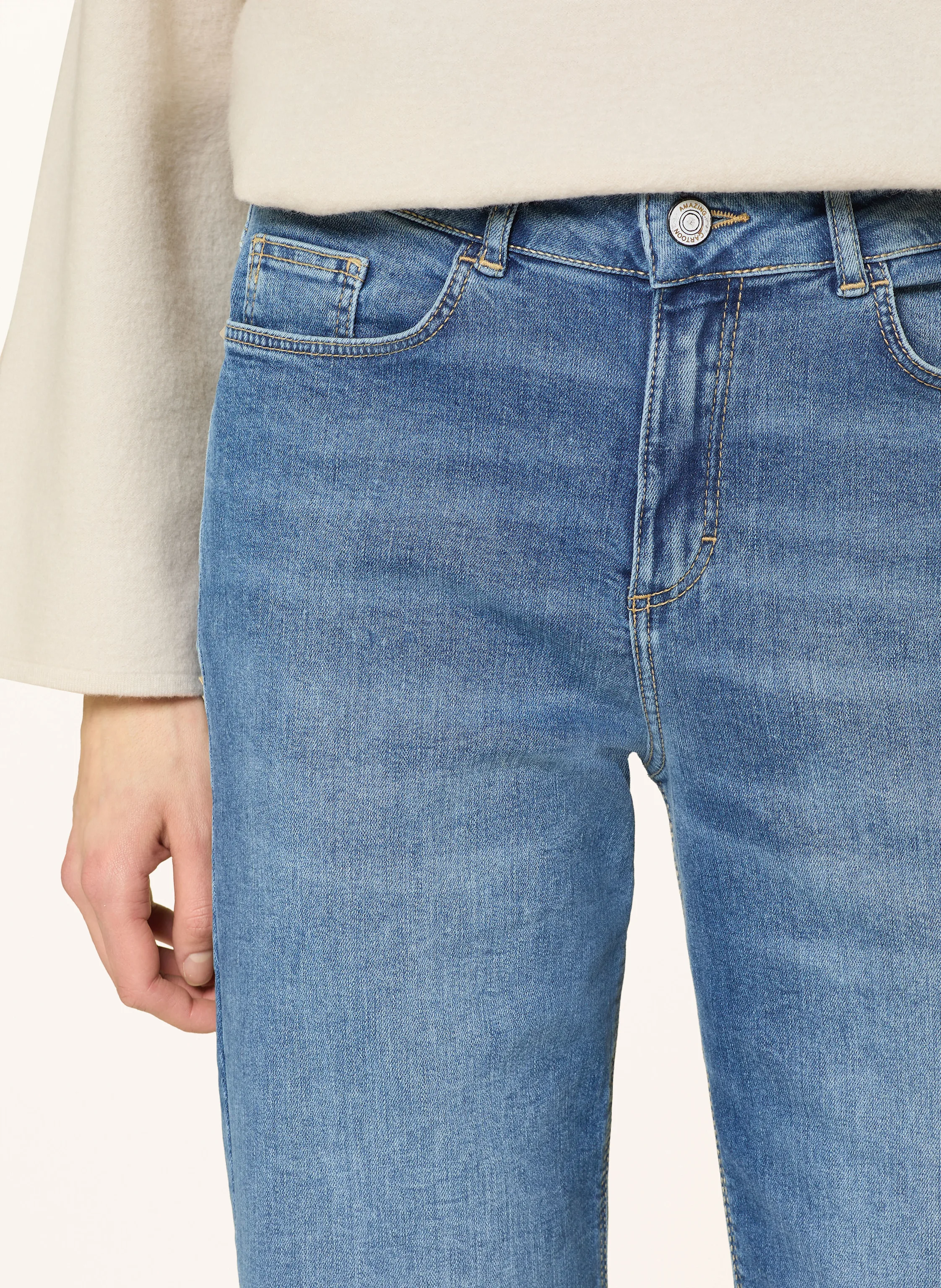 CARTOON Jeans mit Schmucksteinen