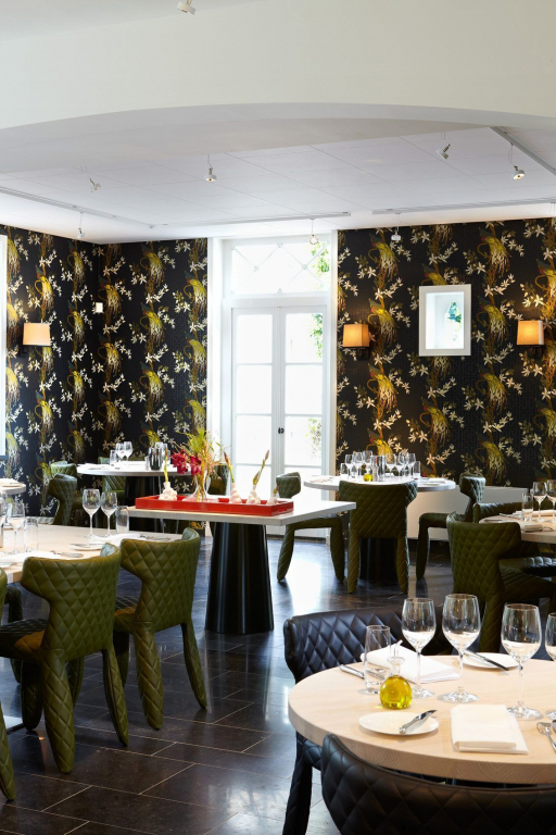 Moooi Monster eetkamerstoel met logo