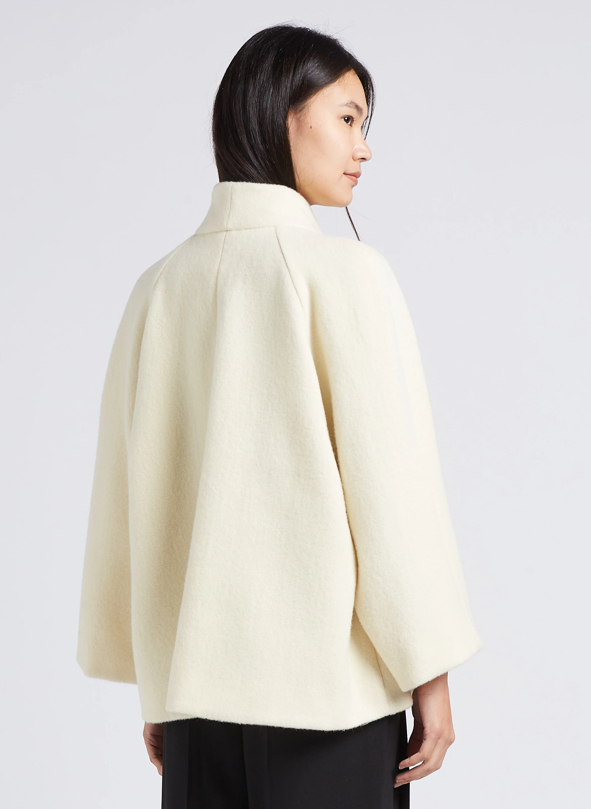 HINI - Cape droite col châle en laine | Beige