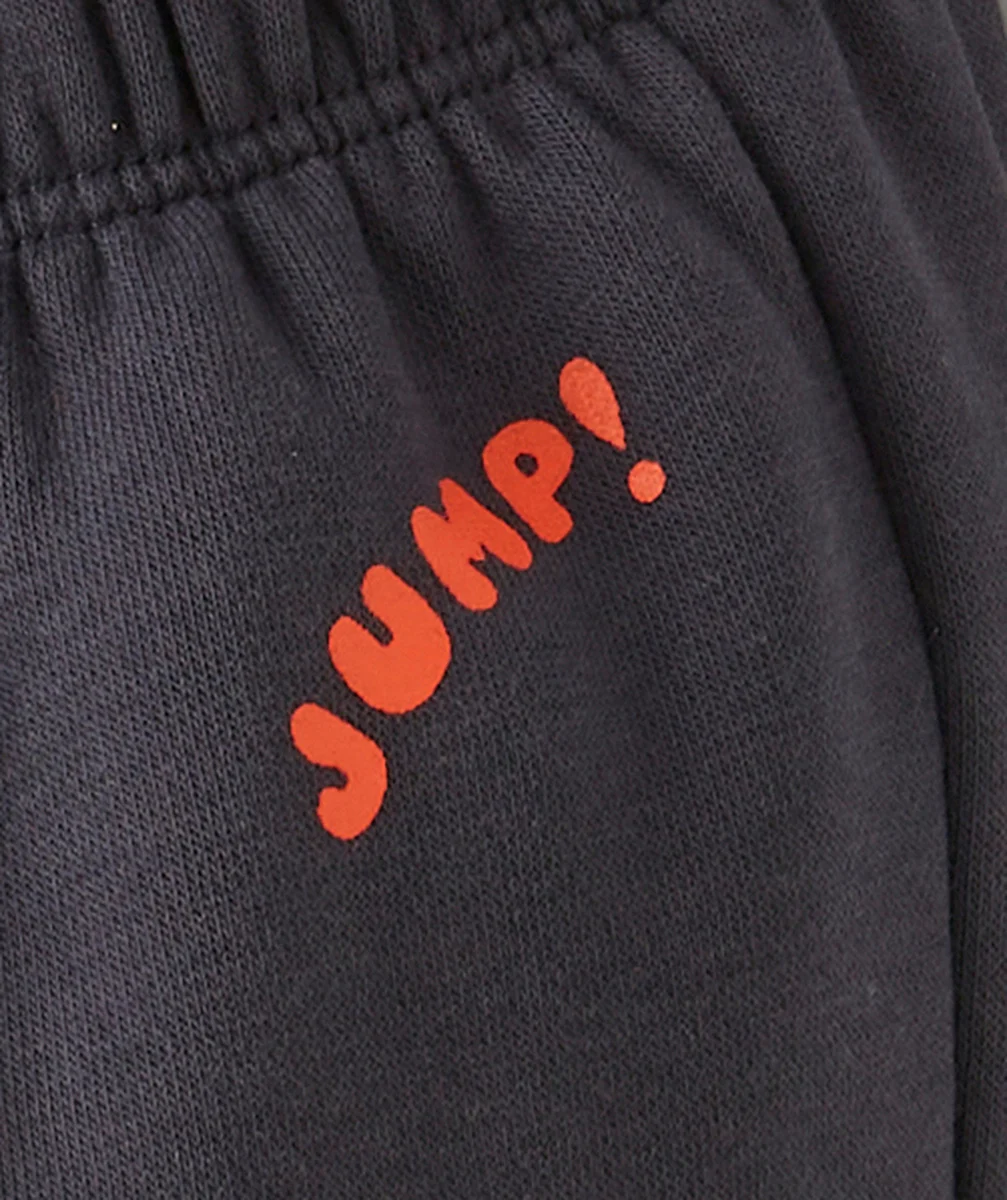 JOGGING BÉBÉ GARÇON EN FIBRES RECYCLÉES GRIS AVEC MESSAGE