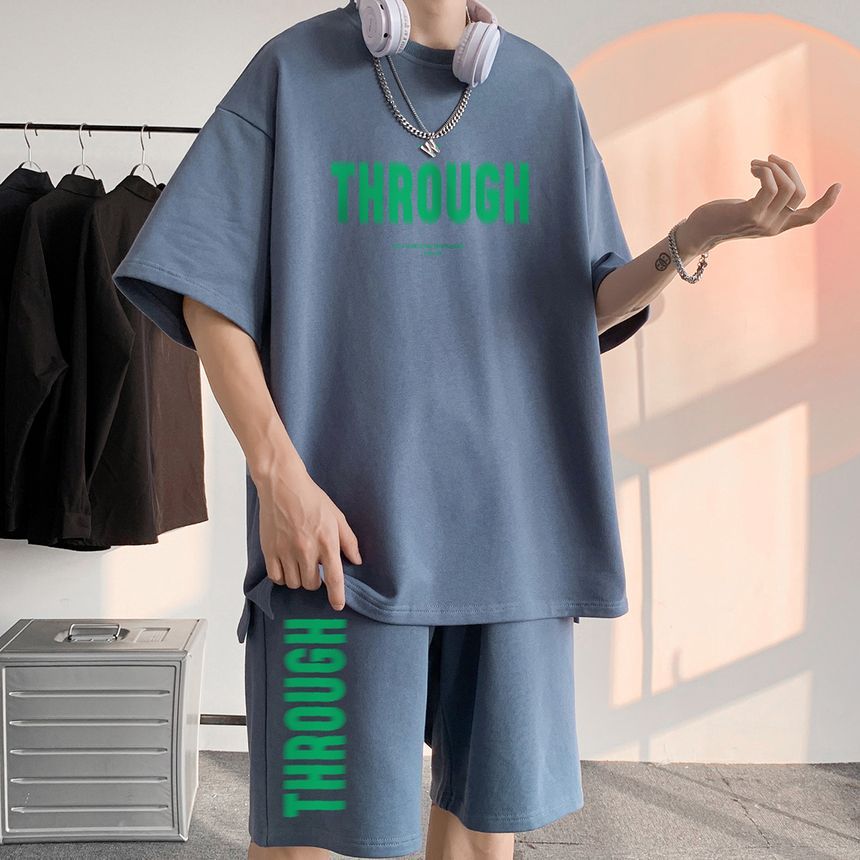 POSI - Set: T-shirt met korte mouwen en belettering + korte broek