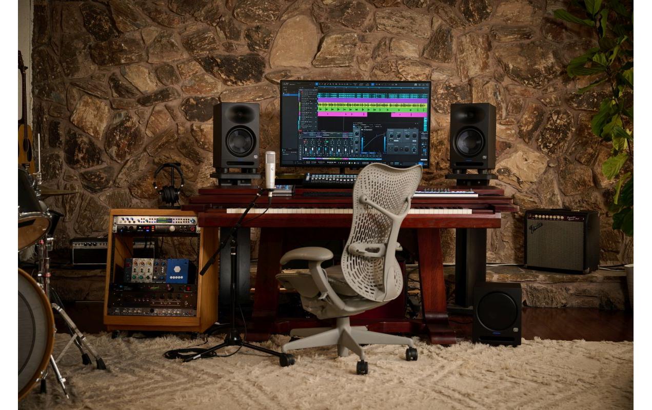 Studiomonitor Eris Studio 8 Schwarz<br>Aktive 8-Zoll 2-Wege-Studiomonitore mit EBM Wave Guide