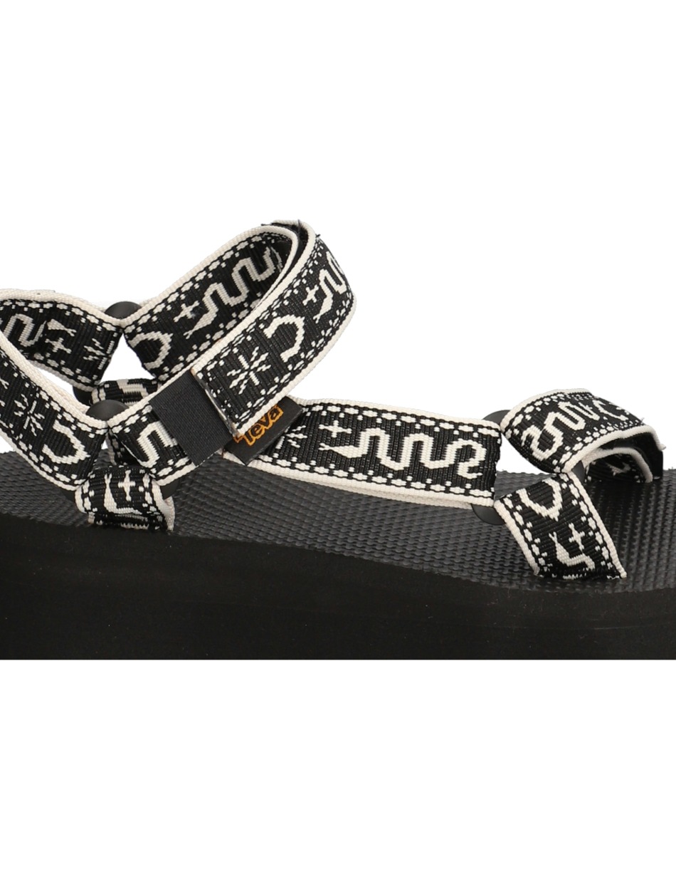 Flatform Universal