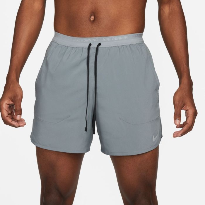 Nike Herre Shorts Dri-Fit Stride 5 Inch Brief-Lined Shorts Grå