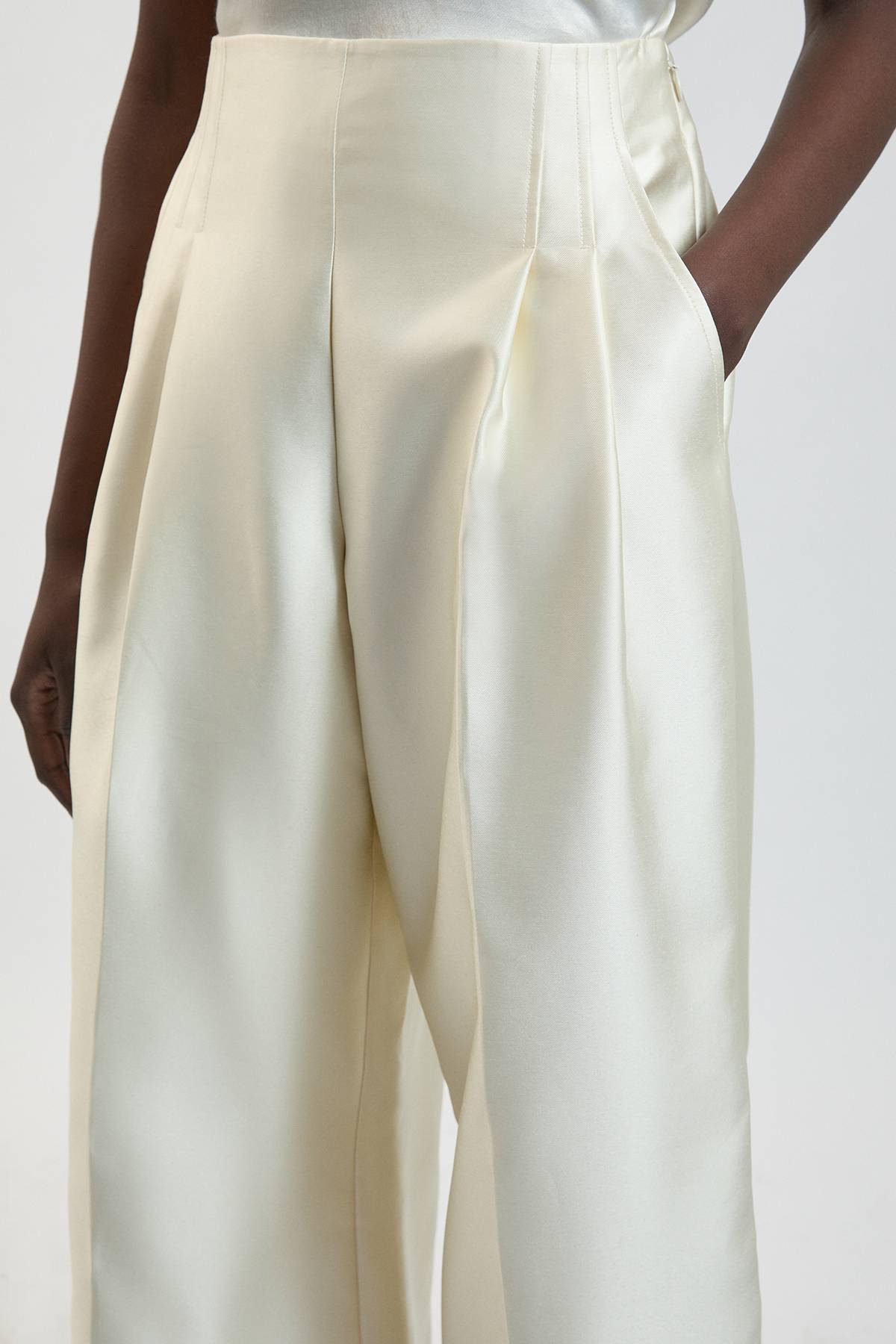 KarenMillen Pantalon Tailleur En Satin Structuré