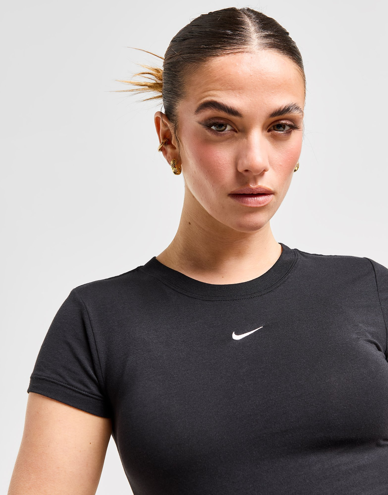 Nike T-shirt Essential Sportswear Chill Knit Femme