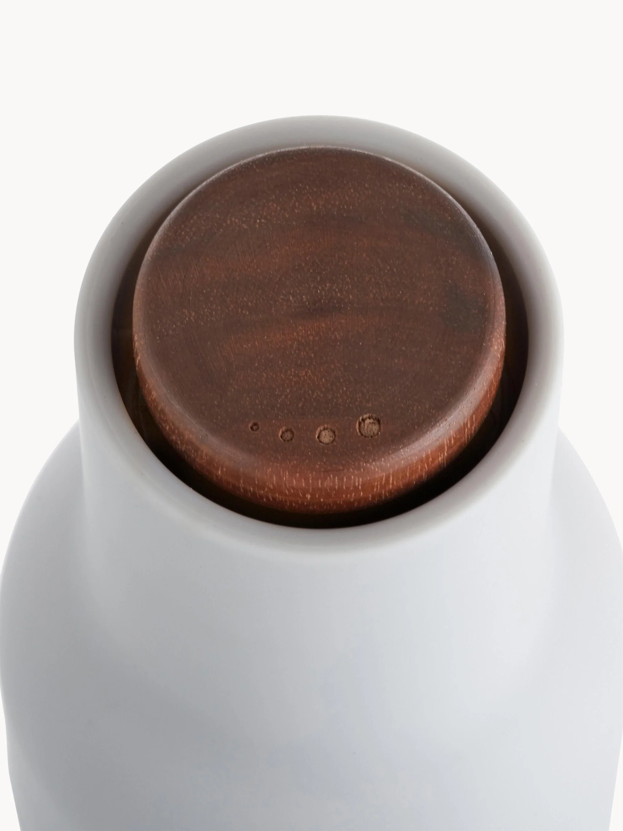 Zout- en peperstrooier Bottle Grinder met walnoothouten deksel, 2-delig