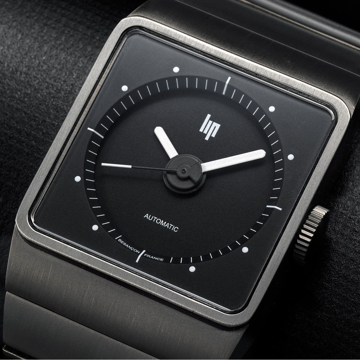 Montre LIP Big Titane homme automatique acier bracelet titane gris