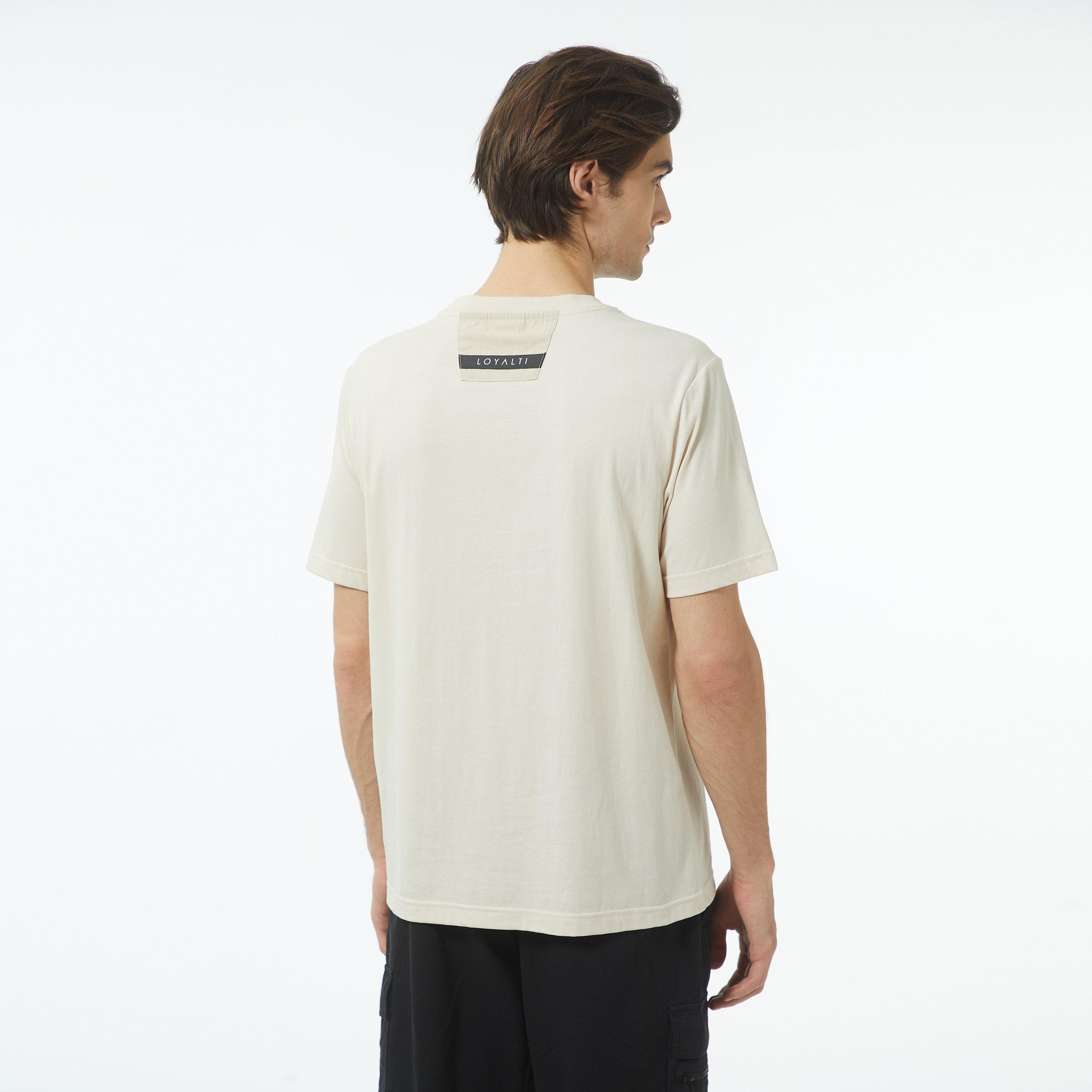 Loyalti Leanord Tee
