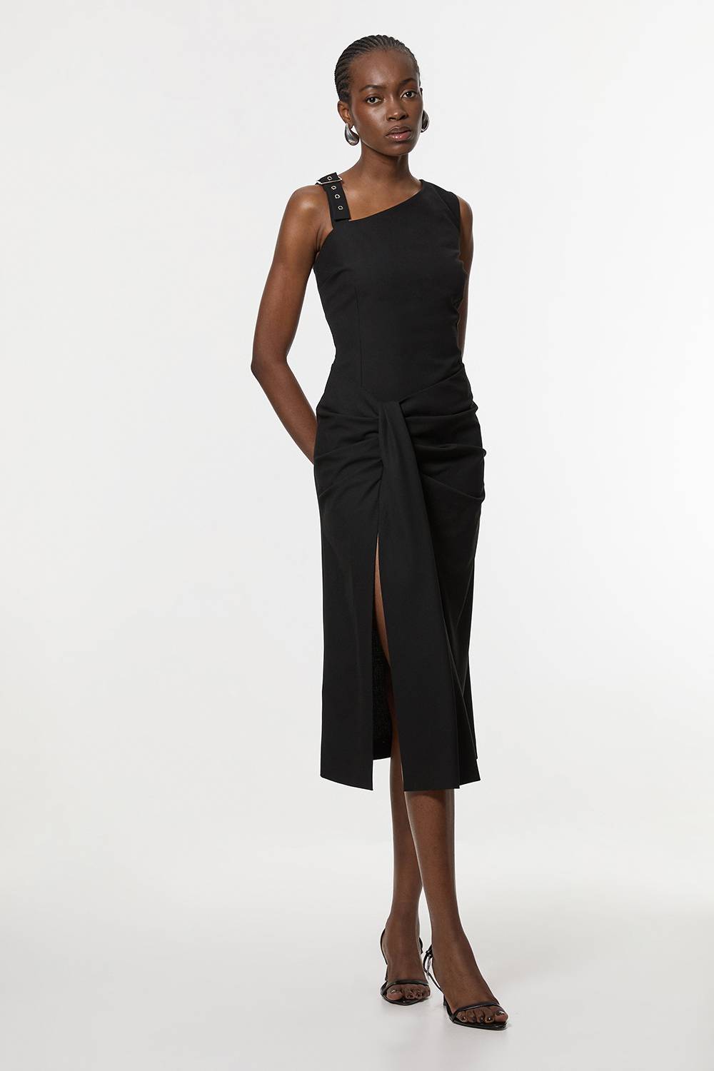 KarenMillen Robe ajustée Petite à l'encolure asymétrique et aux détails en bretelles
