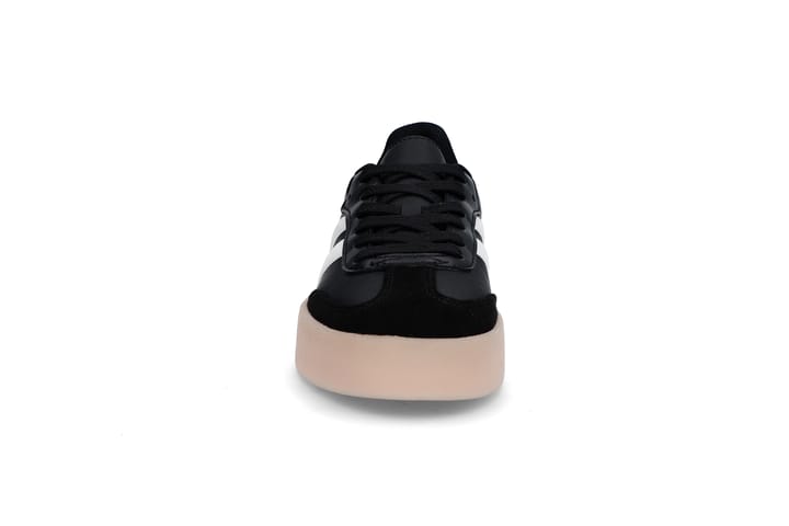 Trendy sneakers