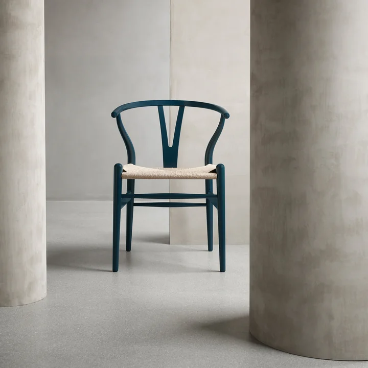 Carl Hansen - CH24 Wishbone Chair, Eiche geseift / Naturgeflecht