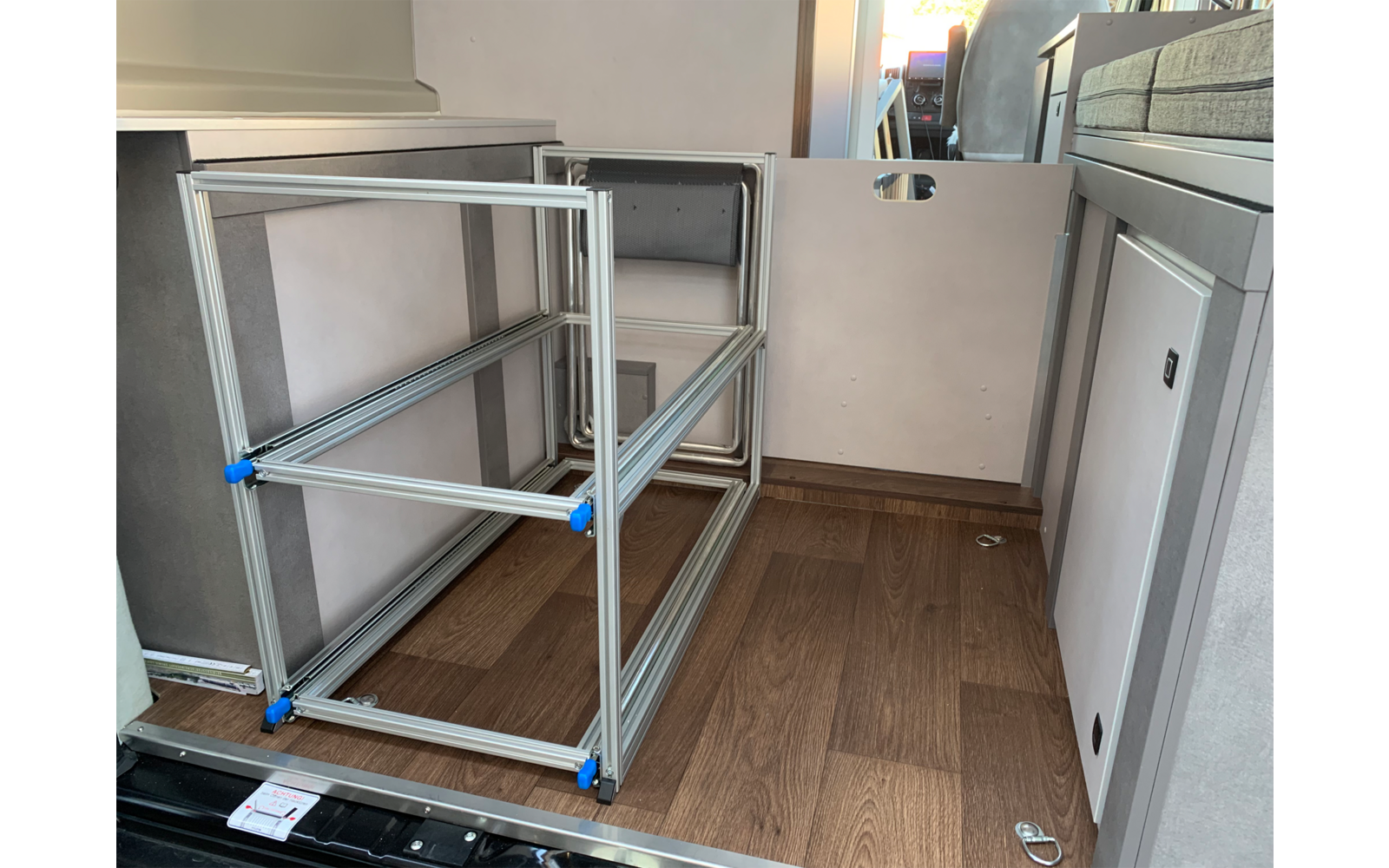 SYS-RACK Kastenwagen Heckauszug Regal-System 94 x 49 x 65,5 cm