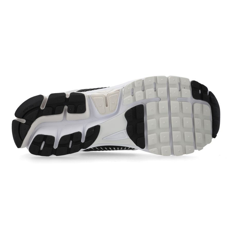 Nike Chaussures de Running Zoom Vomero 5 - Blanc/Noir/Blanc