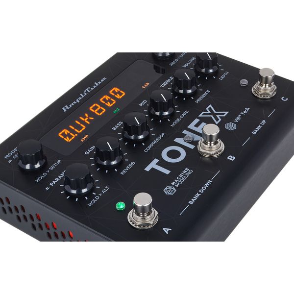 IK Multimedia ToneX Pedal Bag Bundle