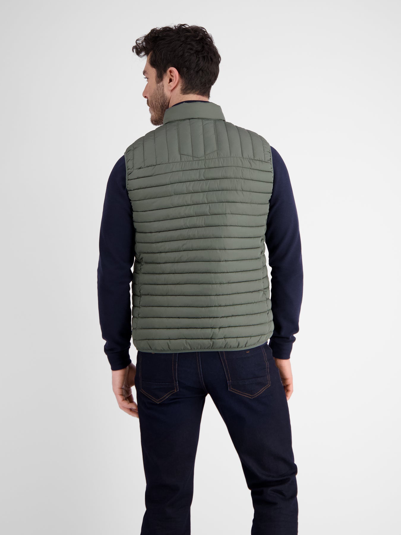 LIGHT WEIGHT VEST