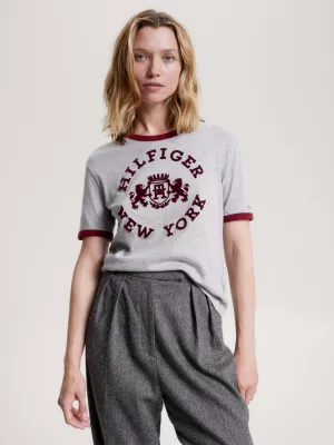 Camiseta Varsity com Logo Flocado