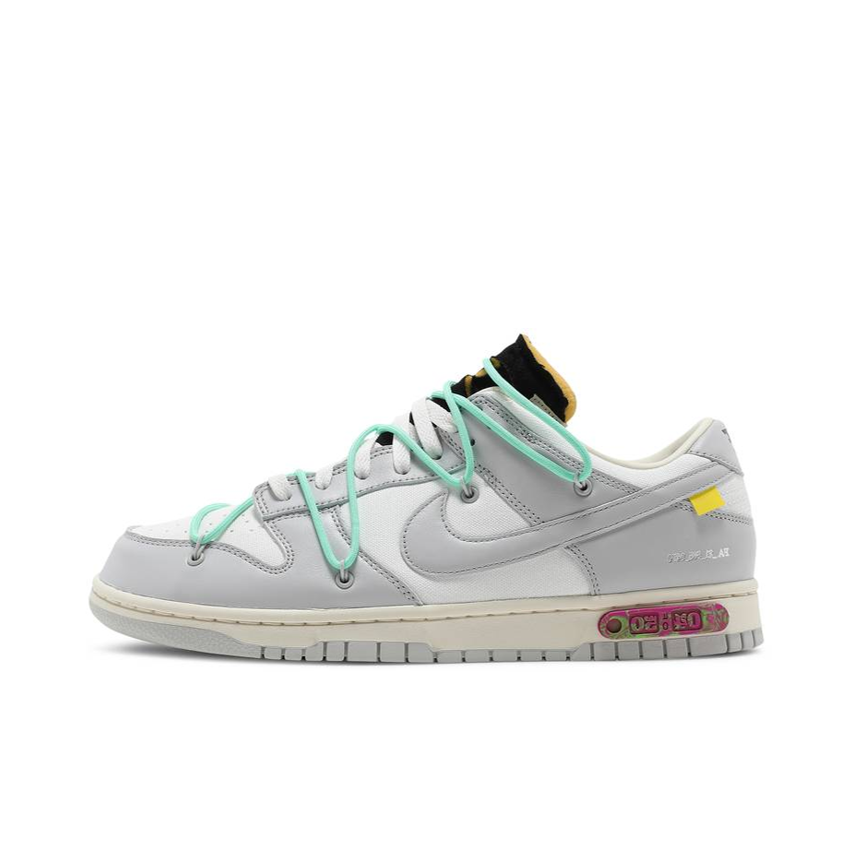 Nike Dunk Low   Lot 4