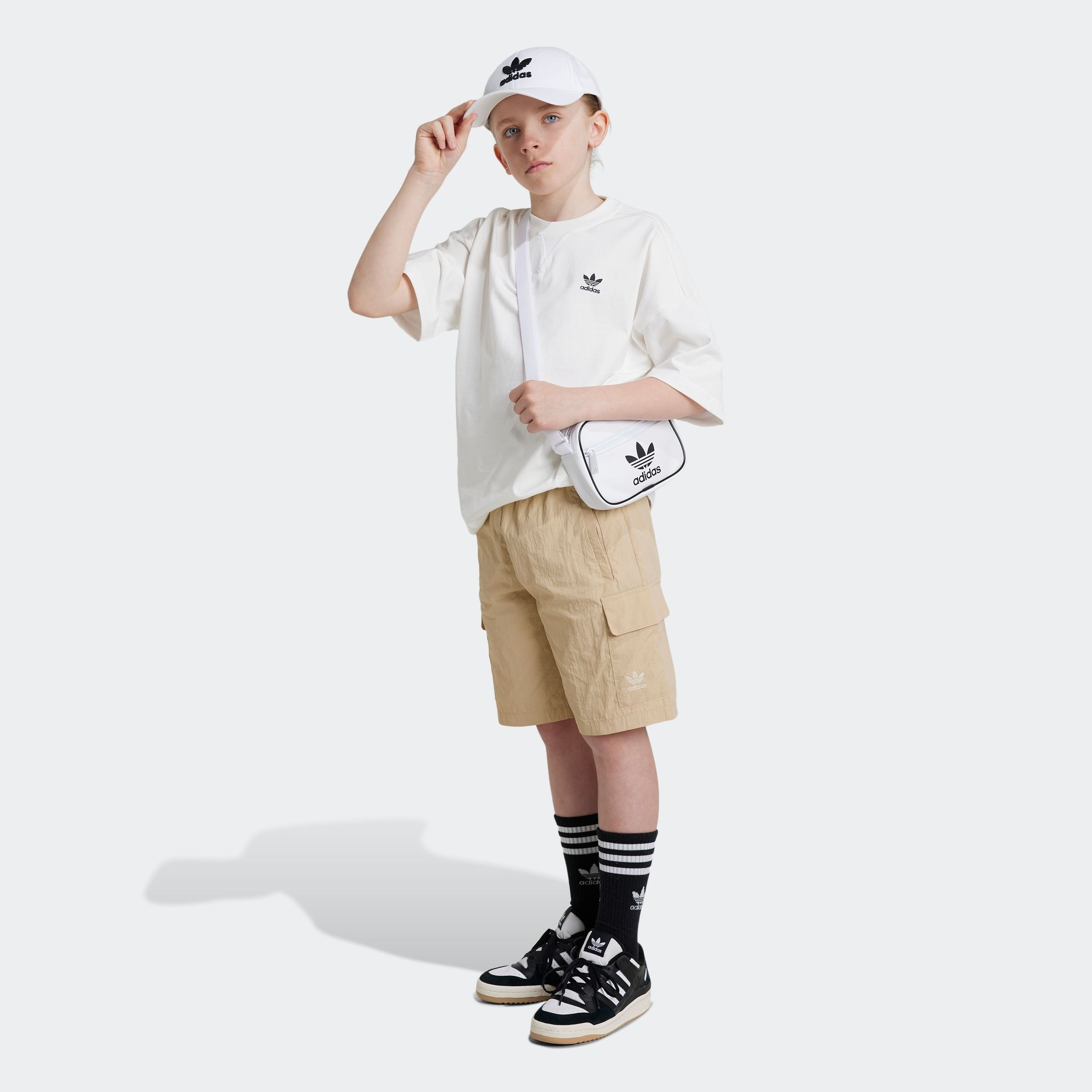 adidas Originals Shorts »CARGO SHORTS«