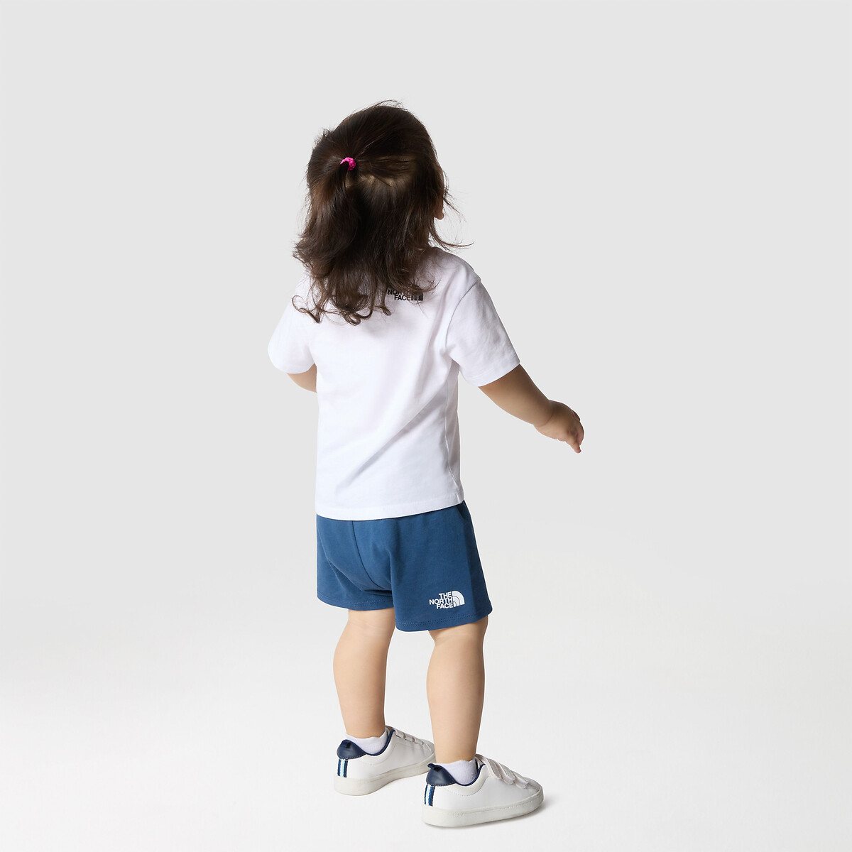 THE NORTH FACE<br>Conjunto 2 em 1, camiseta e shorts