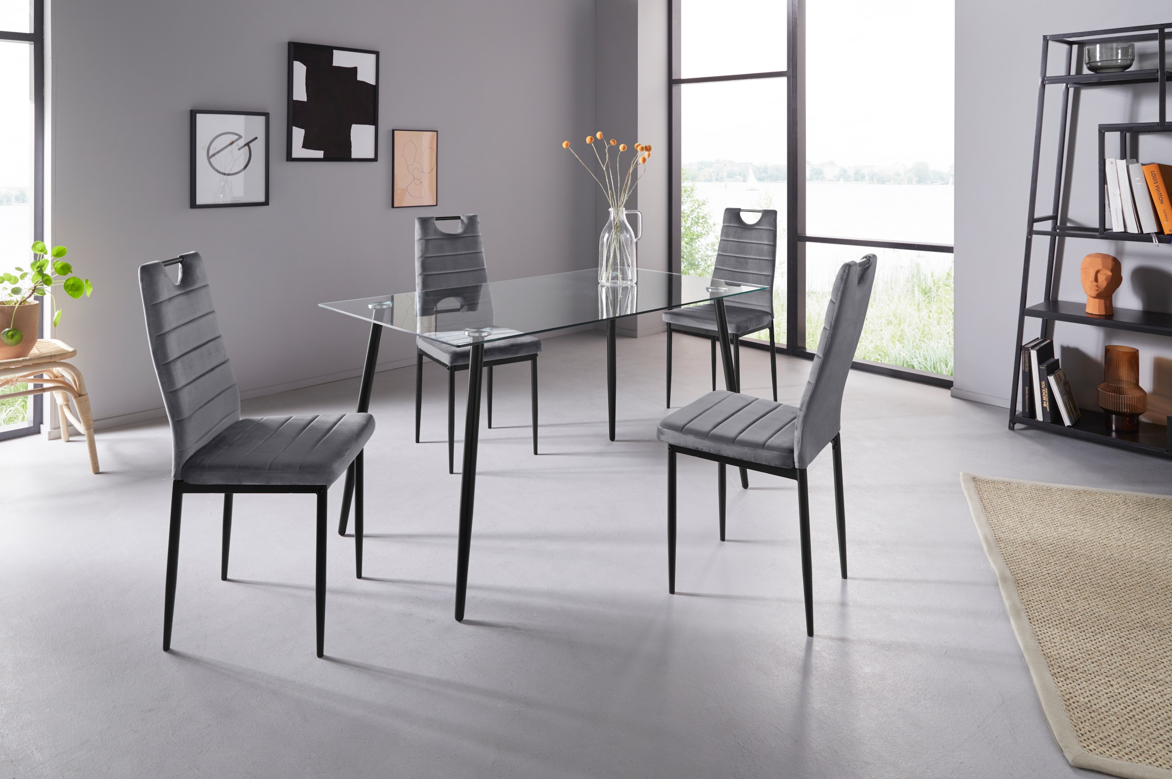 INOSIGN Essgruppe Set, 5 Stk. tlg. Glastisch, Breite 140 cm und 4 Esszimmerstühlen, Bezug aus Samtstoff