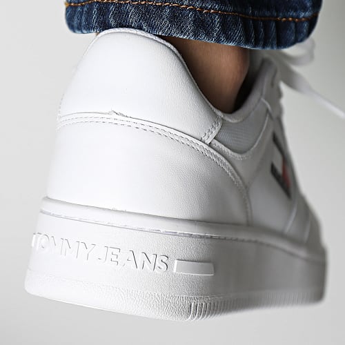 Baskets Retro Essential 1395 White