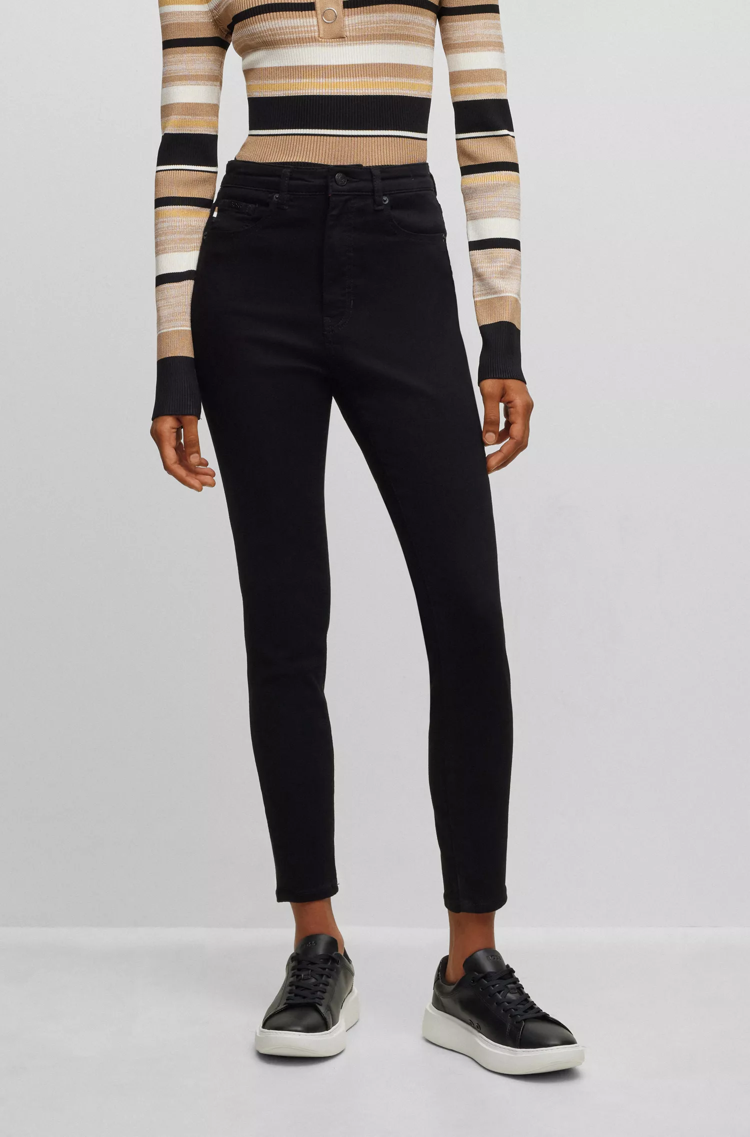 Calça jeans cropped de cintura alta BOSS preta em denim power-stretch preto