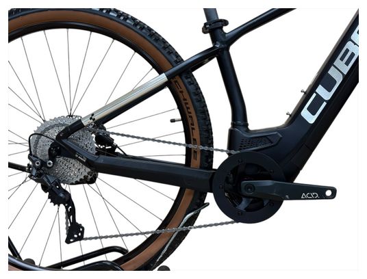 Produit reconditionné . Cube Reaction Hybrid One 625 SHIMANO 2022 . VTT électrique . Cube . très bon état