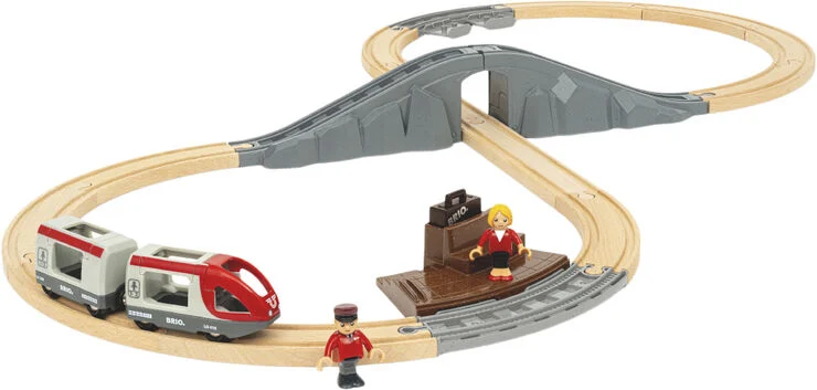Brio Brio Starter Travel Train Set