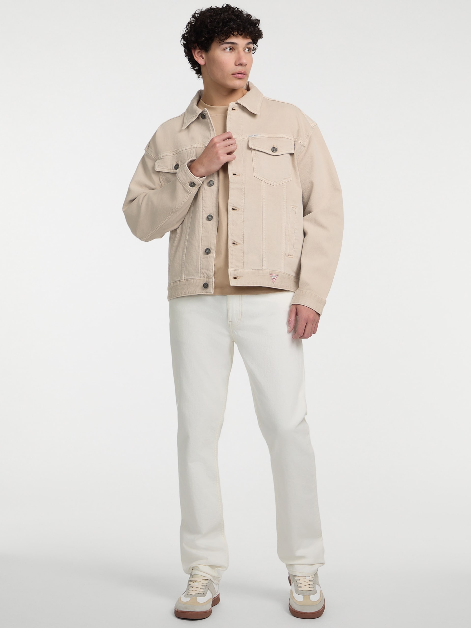 Jaqueta jeans oversized estilo caminhoneiro