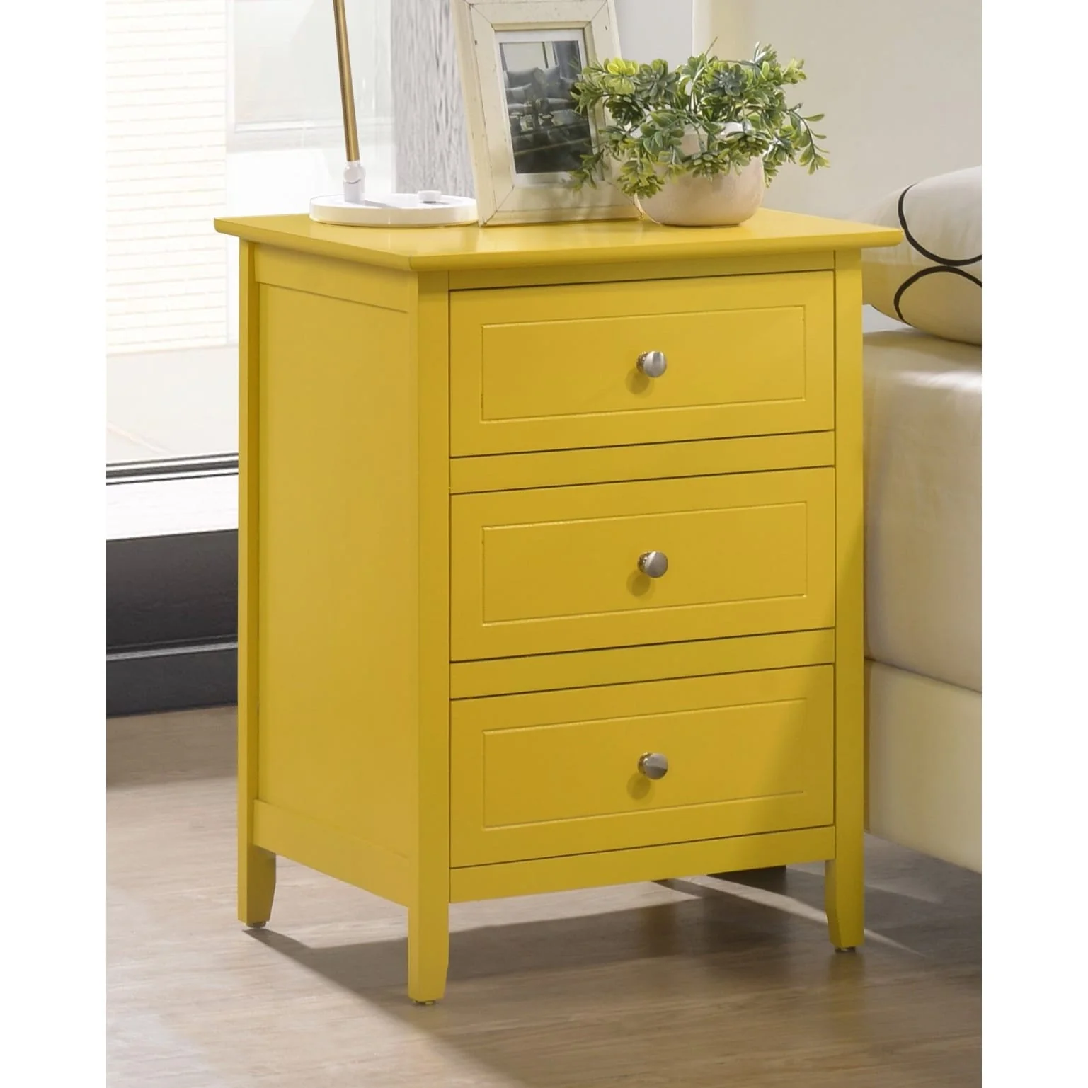 Daniel 3-drawer Transitional Wooden Nightstand