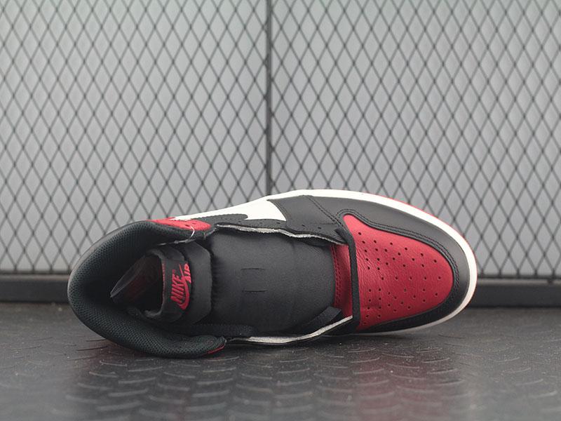 Jordan 1 Retro High Bred Toe